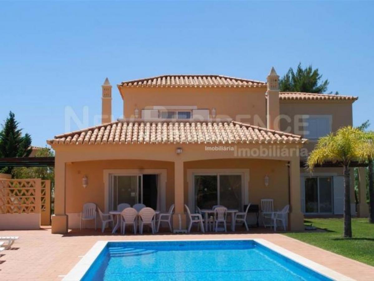 Picture of Villa For Sale in Lagoa, Algarve, Portugal