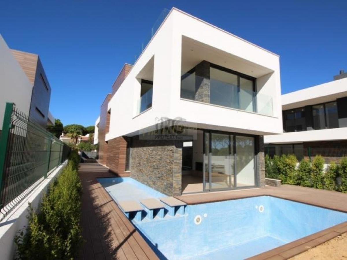Picture of Villa For Sale in Albufeira, Algarve, Portugal