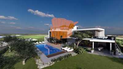 Villa For Sale in Quarteira, Portugal