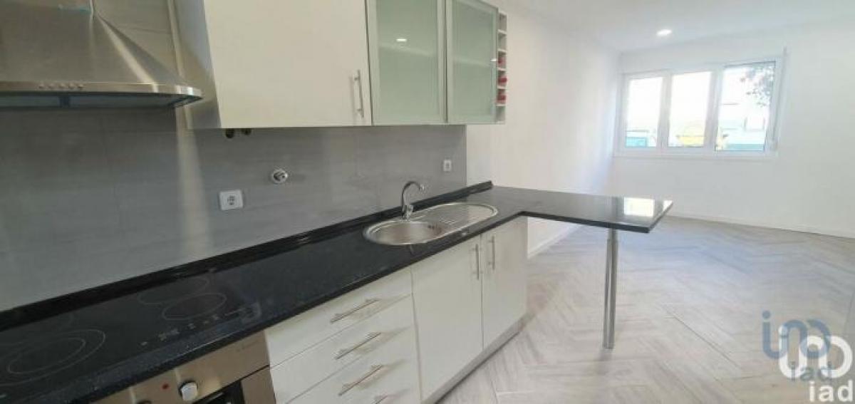 Picture of Apartment For Sale in Seixal, Madeira, Portugal