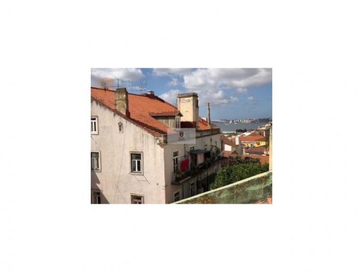 Picture of Villa For Sale in Lisboa, Lisboa, Portugal
