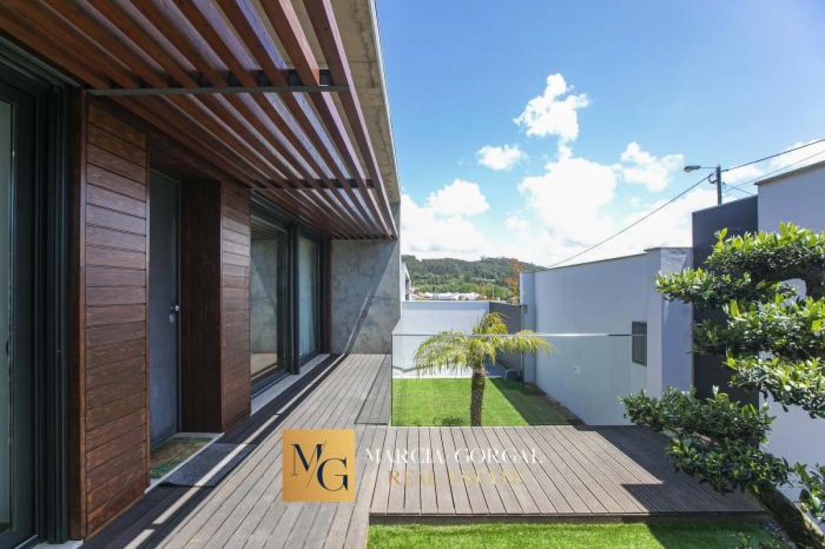 Picture of Villa For Sale in Vila Nova De Gaia, Eastern Tobago, Portugal