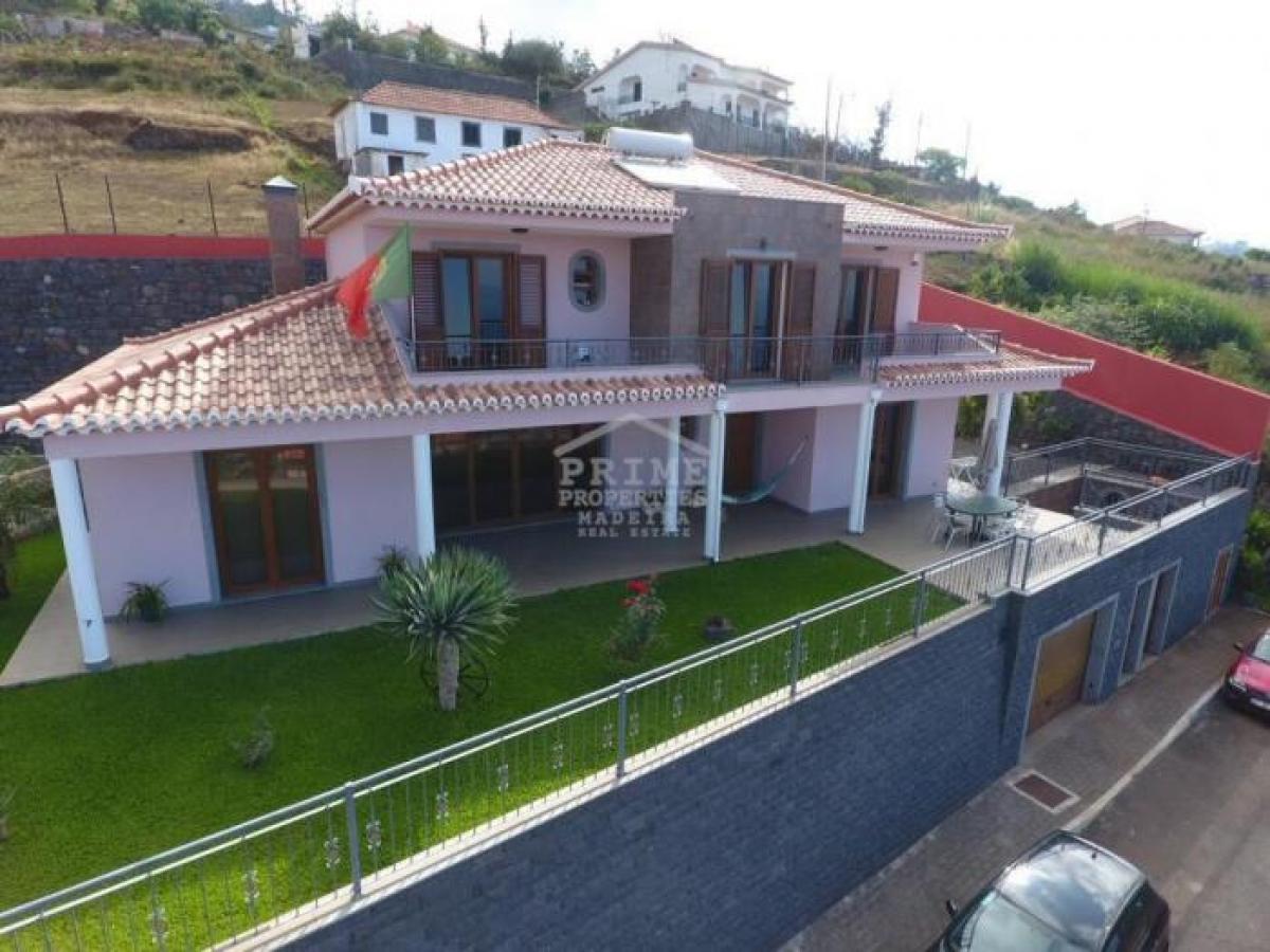 Picture of Villa For Sale in Funchal, Madeira, Portugal