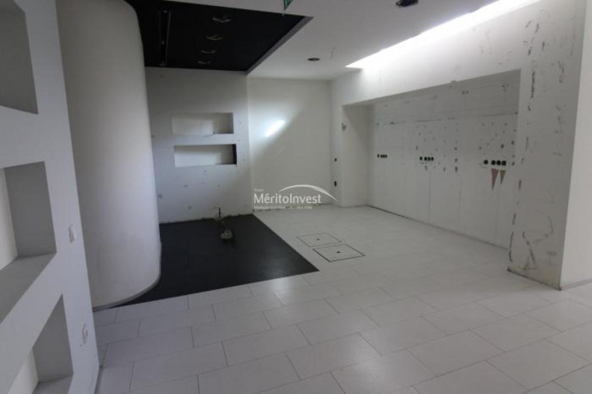 Picture of Retail For Sale in Braga, Entre-Douro-e-Minho, Portugal