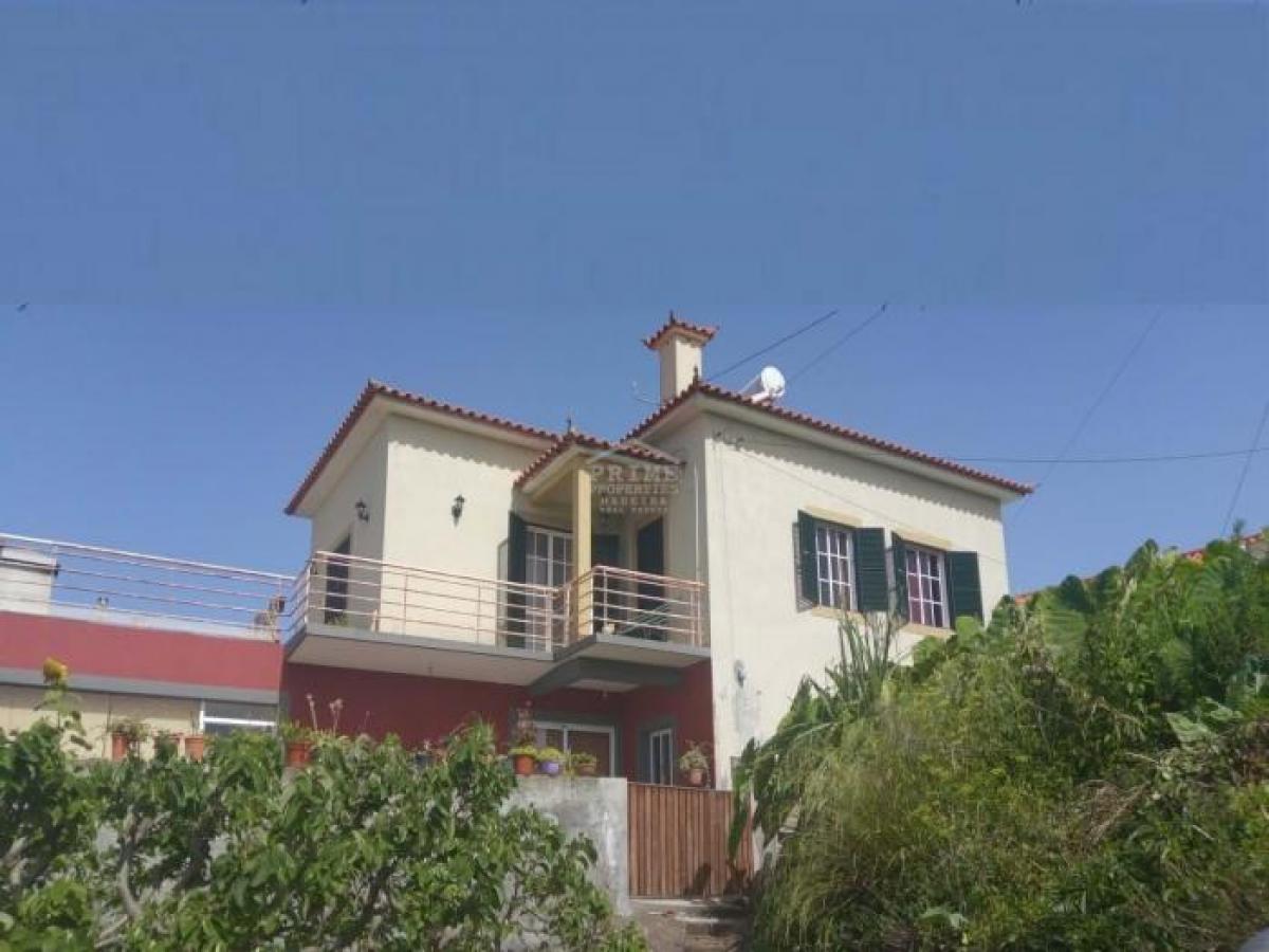 Picture of Villa For Sale in Ponta do Sol, Madeira, Portugal