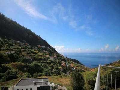 Villa For Sale in Ribeira Brava, Portugal