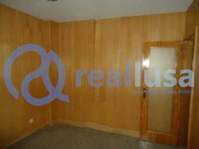 Office For Sale in Vila Nova De Gaia, Portugal