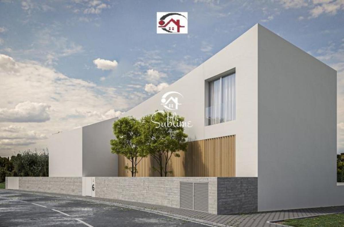 Picture of Residential Land For Sale in Lagos, Algarve, Portugal