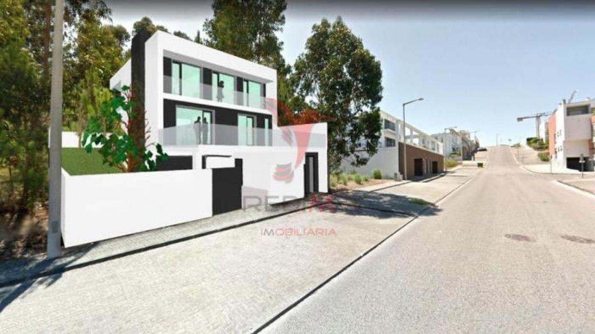 Picture of Residential Land For Sale in Leiria, Beira, Portugal