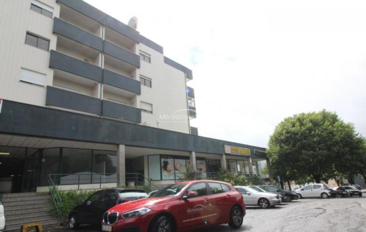 Picture of Retail For Sale in Braga, Entre-Douro-e-Minho, Portugal