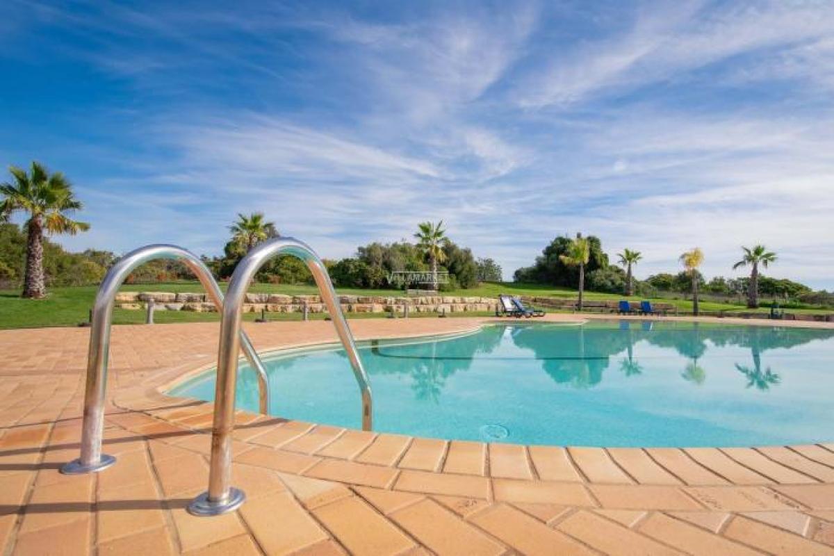 Picture of Apartment For Sale in Lagoa, Algarve, Portugal