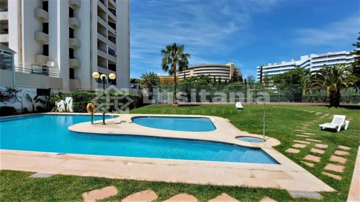 Picture of Apartment For Sale in Vilamoura, Algarve, Portugal
