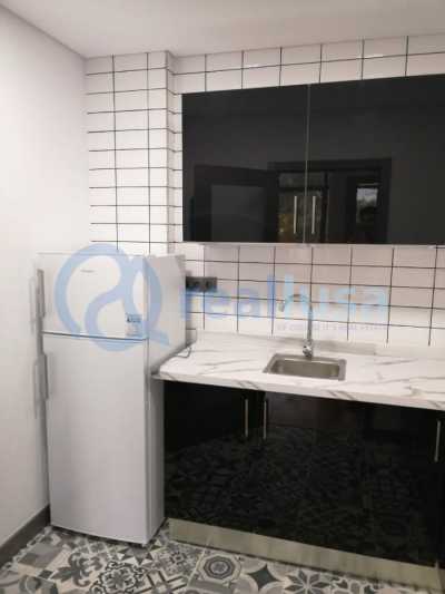 Office For Sale in Vila Nova De Gaia, Portugal