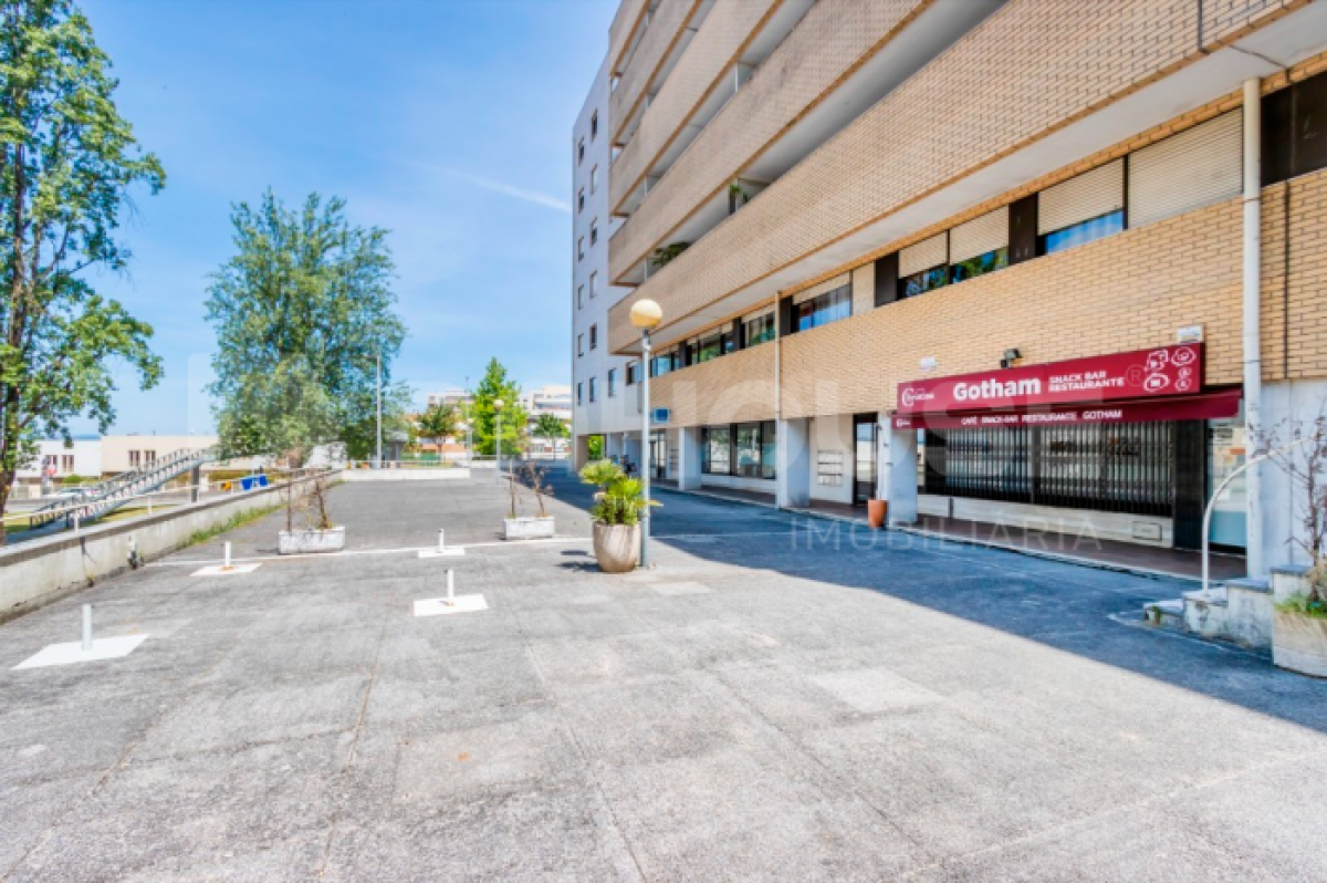 Picture of Retail For Sale in Braga, Entre-Douro-e-Minho, Portugal