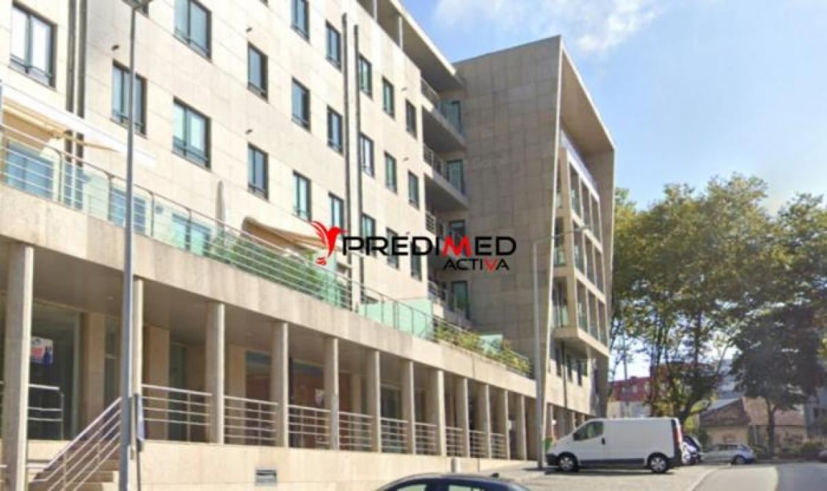 Picture of Retail For Sale in Vila Nova De Gaia, Eastern Tobago, Portugal