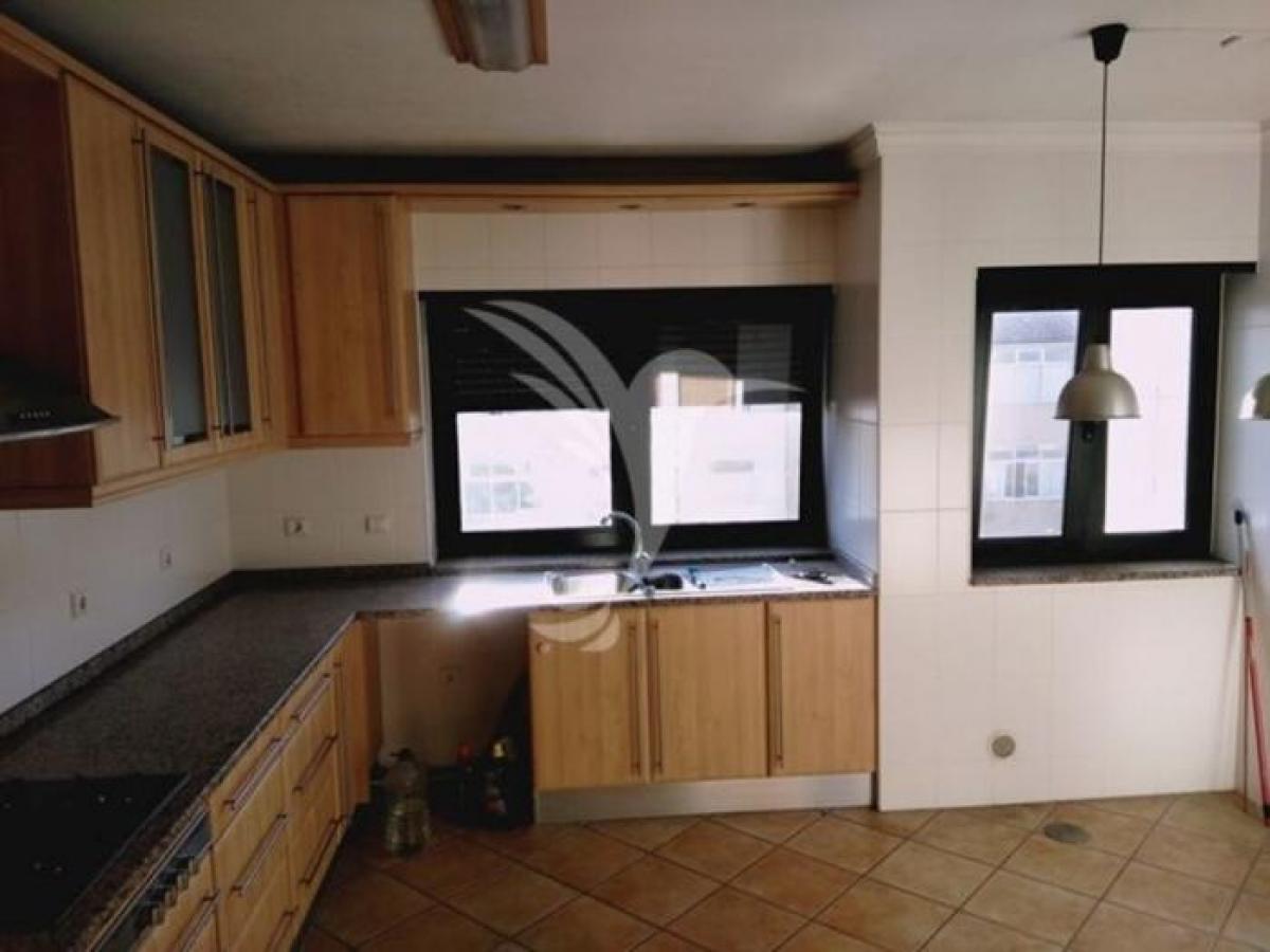 Picture of Apartment For Sale in Aveiro, Beira, Portugal