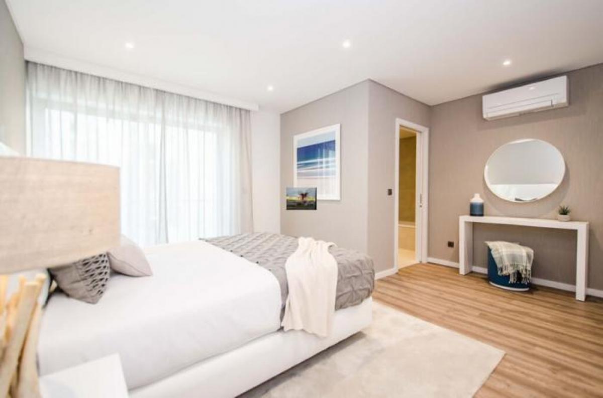 Picture of Apartment For Sale in Loule, Faro, Portugal