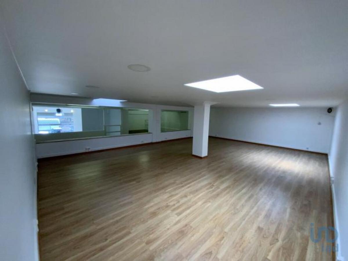 Picture of Retail For Sale in Lisboa, Lisboa, Portugal