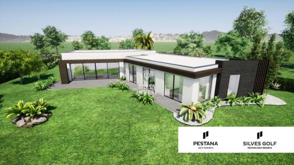 Picture of Villa For Sale in Silves, Algarve, Portugal