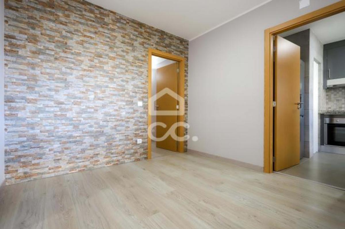 Picture of Apartment For Sale in Coimbra, Beira, Portugal