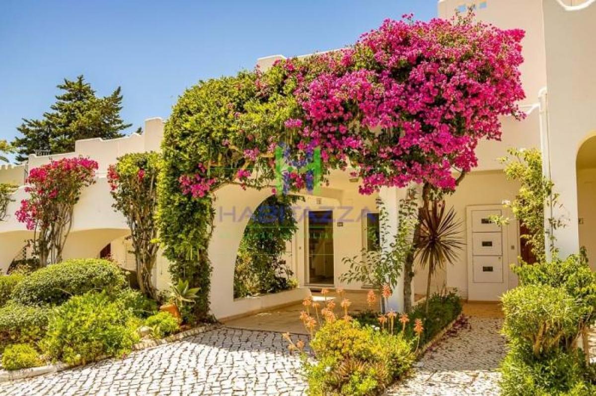 Picture of Home For Sale in Lagoa, Algarve, Portugal