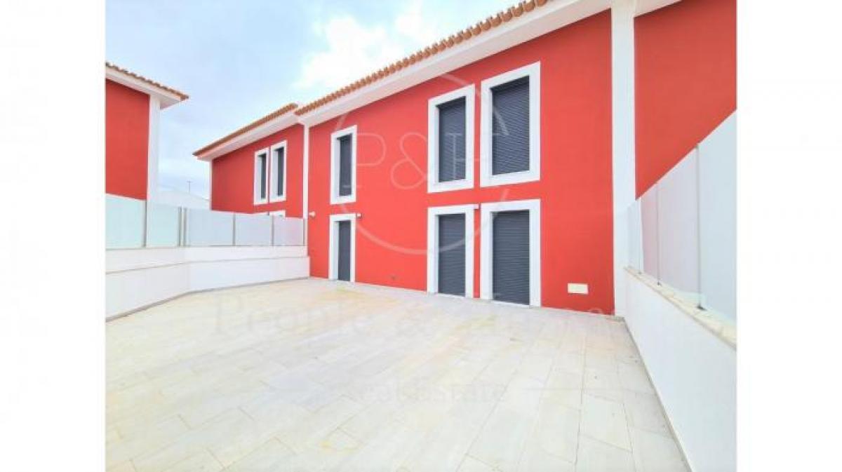 Picture of Home For Sale in Cascais, Estremadura, Portugal