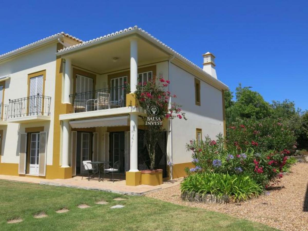 Picture of Apartment For Sale in Lagoa, Algarve, Portugal