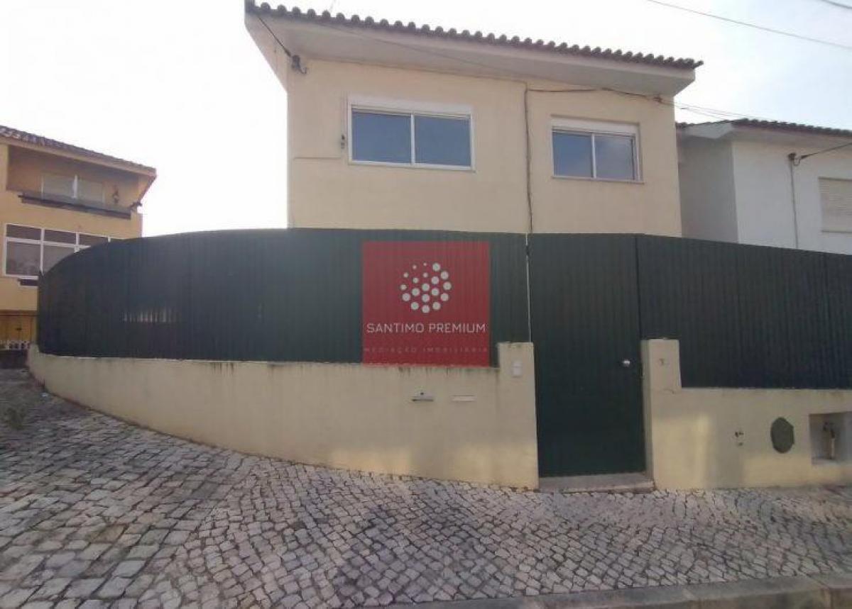 Picture of Home For Sale in Cascais, Estremadura, Portugal