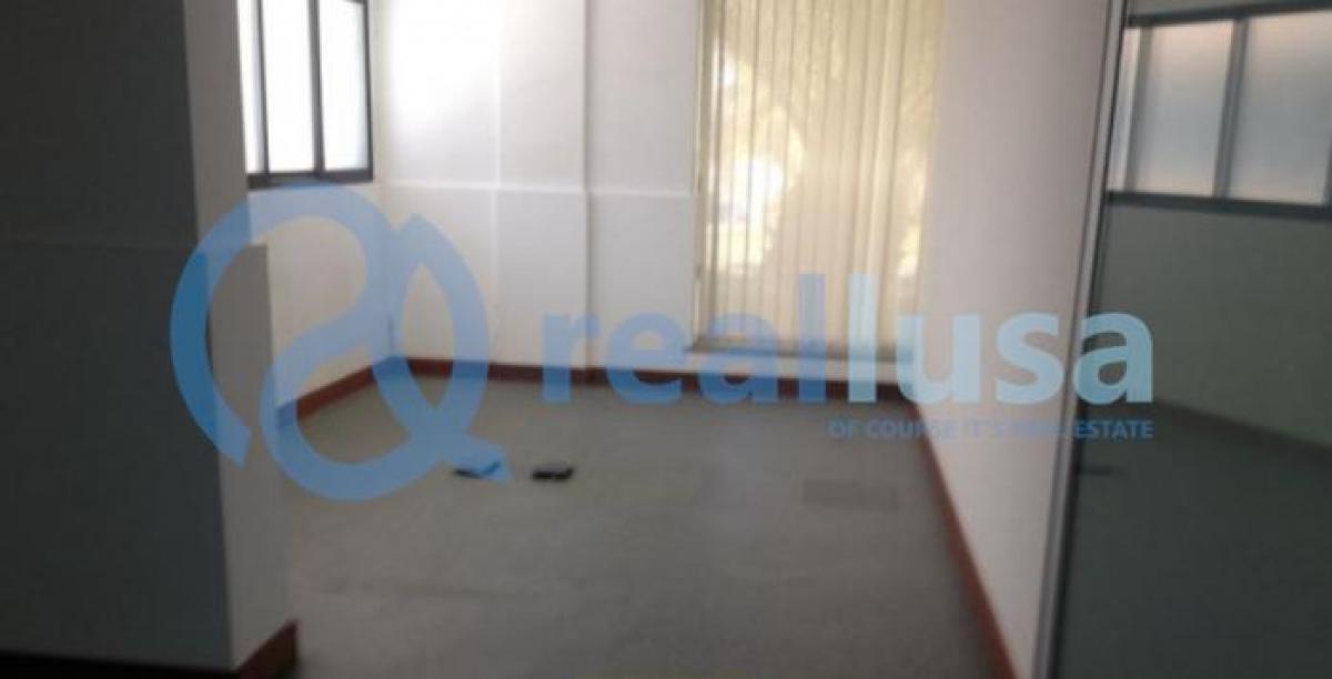 Picture of Office For Sale in Vila Nova De Gaia, Eastern Tobago, Portugal