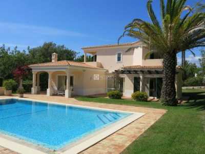 Villa For Sale in Lagoa, Portugal