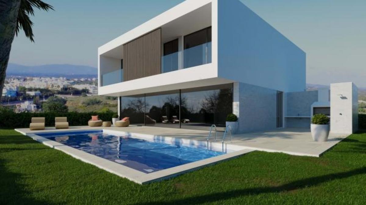 Picture of Villa For Sale in Lagoa, Algarve, Portugal