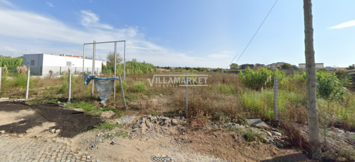 Picture of Residential Land For Sale in Vila Nova De Gaia, Eastern Tobago, Portugal