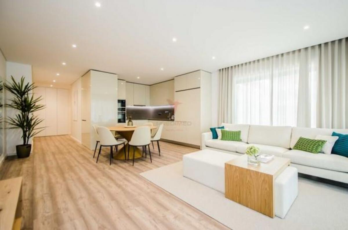 Picture of Apartment For Sale in Loule, Faro, Portugal
