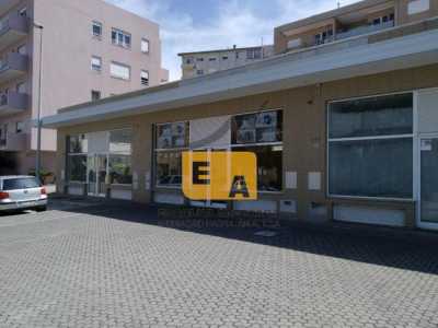 Retail For Sale in Vila Nova De Gaia, Portugal