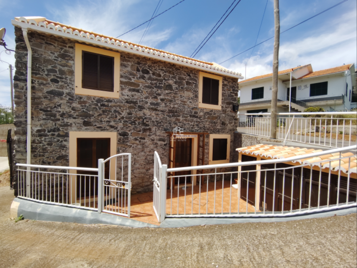 Picture of Villa For Sale in Calheta, Madeira, Portugal