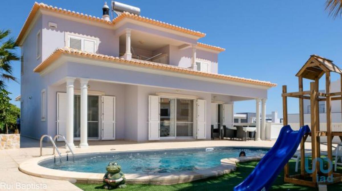 Picture of Home For Sale in Albufeira, Algarve, Portugal