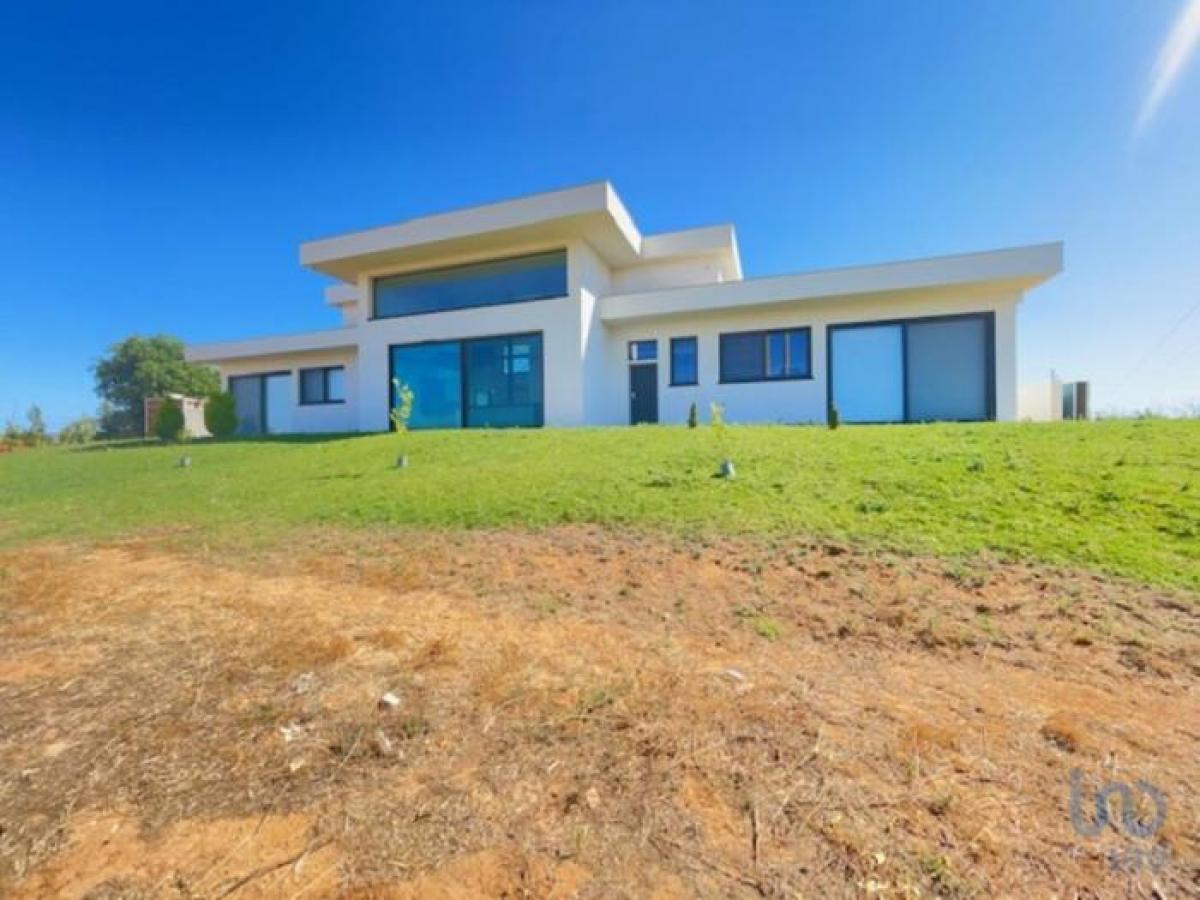 Picture of Home For Sale in Albufeira, Algarve, Portugal