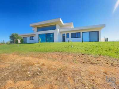 Home For Sale in Albufeira, Portugal