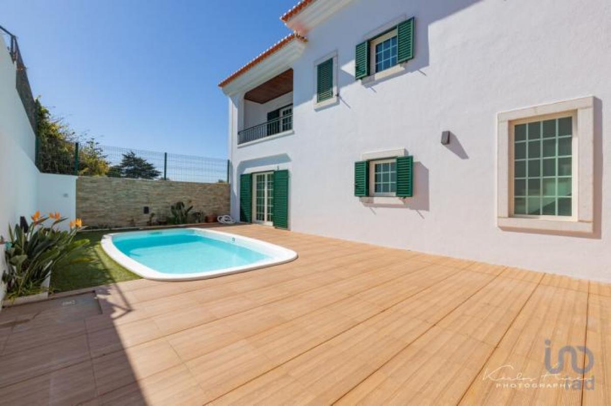 Picture of Home For Sale in Cascais, Estremadura, Portugal