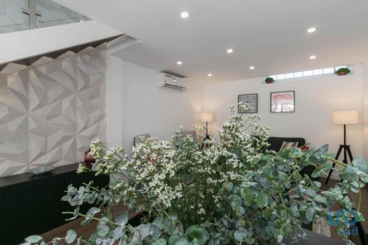 Picture of Home For Sale in Lisboa, Lisboa, Portugal