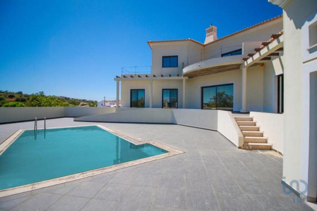 Picture of Home For Sale in Loule, Faro, Portugal