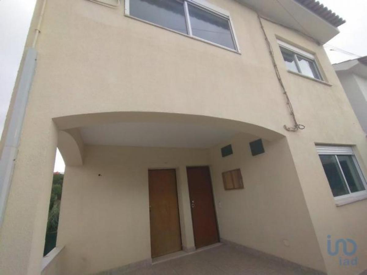 Picture of Apartment For Sale in Cascais, Estremadura, Portugal