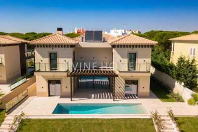 Villa For Sale in Albufeira, Portugal