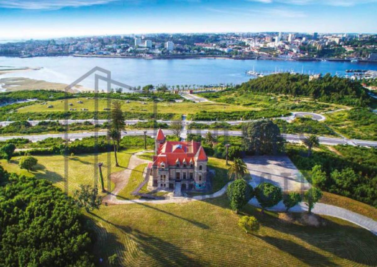 Picture of Residential Land For Sale in Vila Nova De Gaia, Eastern Tobago, Portugal