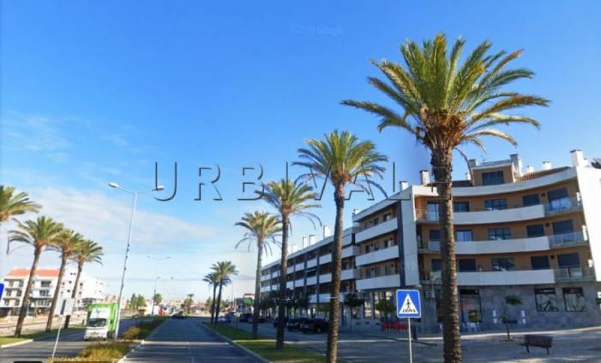 Picture of Residential Land For Sale in Palmela, Sterea Ellas-Évvoia, Portugal