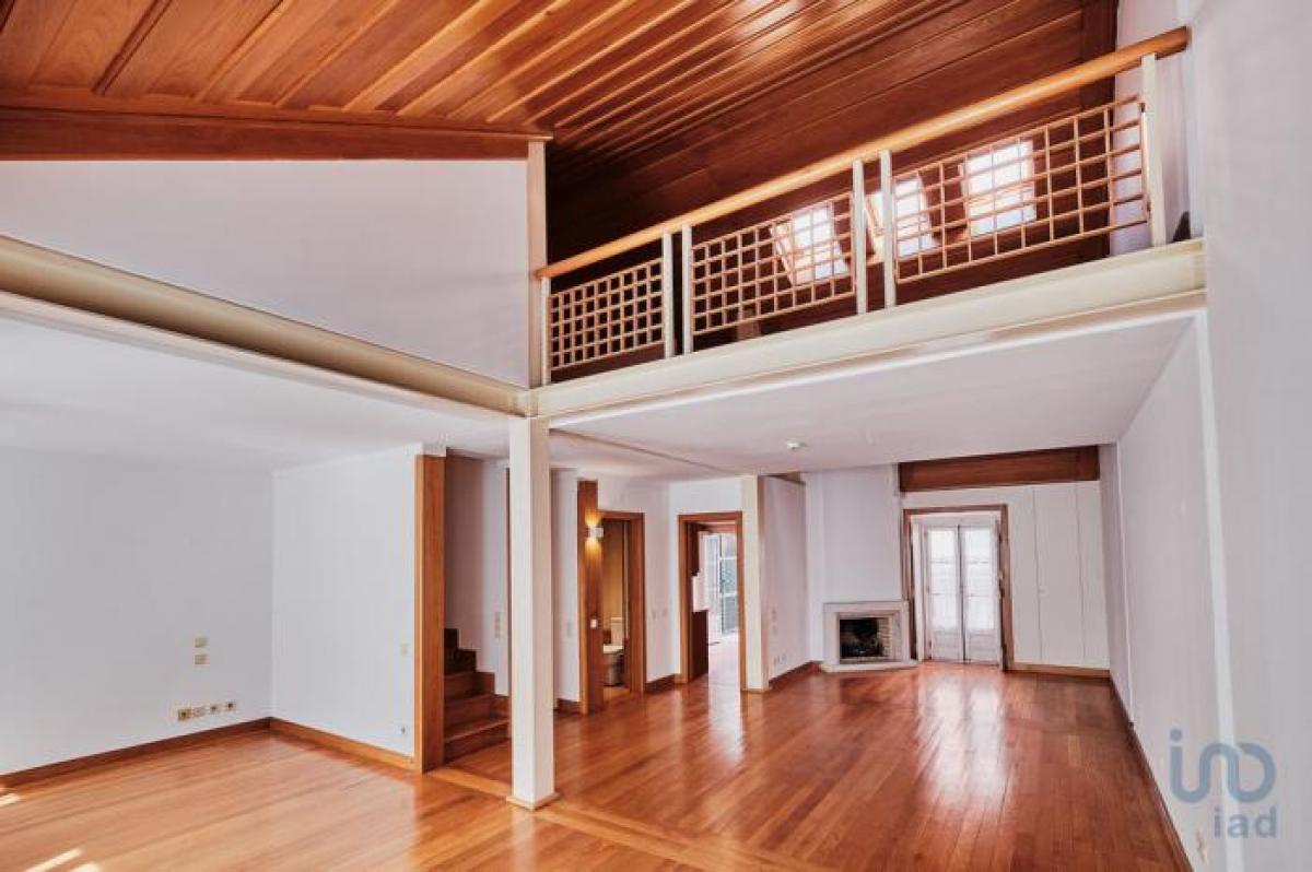 Picture of Home For Sale in Lisboa, Lisboa, Portugal