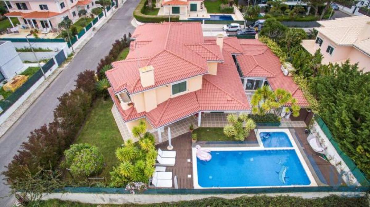 Picture of Home For Sale in Cascais, Estremadura, Portugal