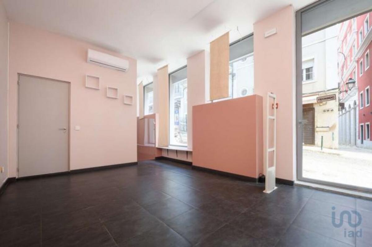 Picture of Retail For Sale in Lisboa, Lisboa, Portugal