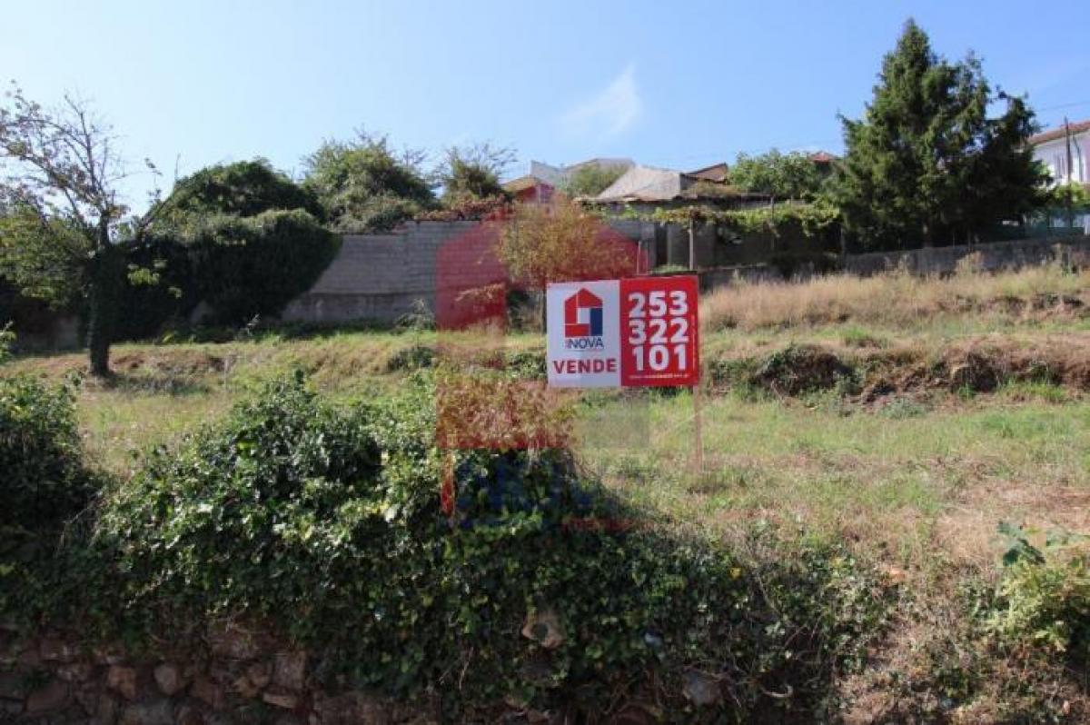 Picture of Residential Land For Sale in Braga, Entre-Douro-e-Minho, Portugal