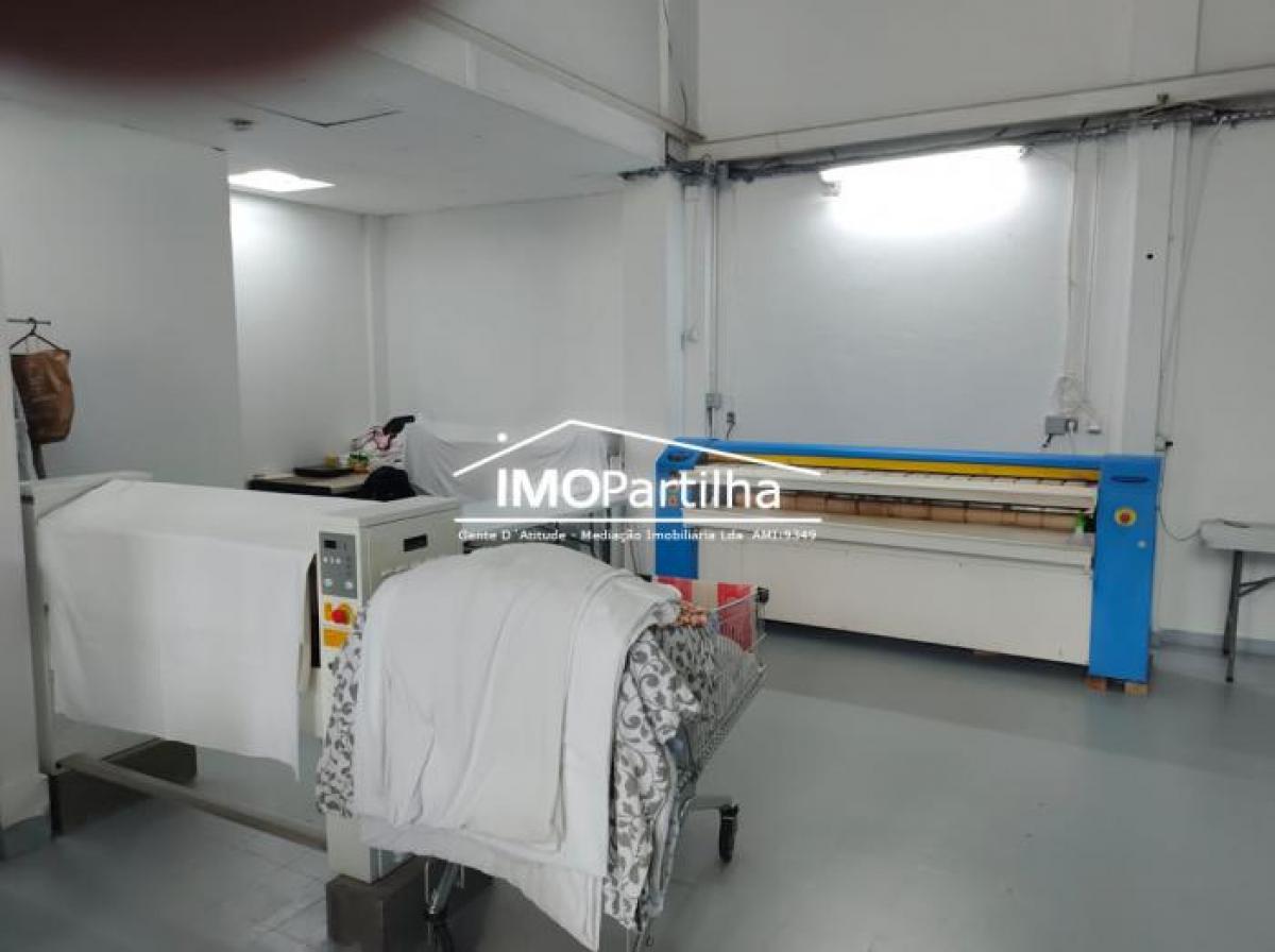 Picture of Retail For Sale in Sintra, Estremadura, Portugal